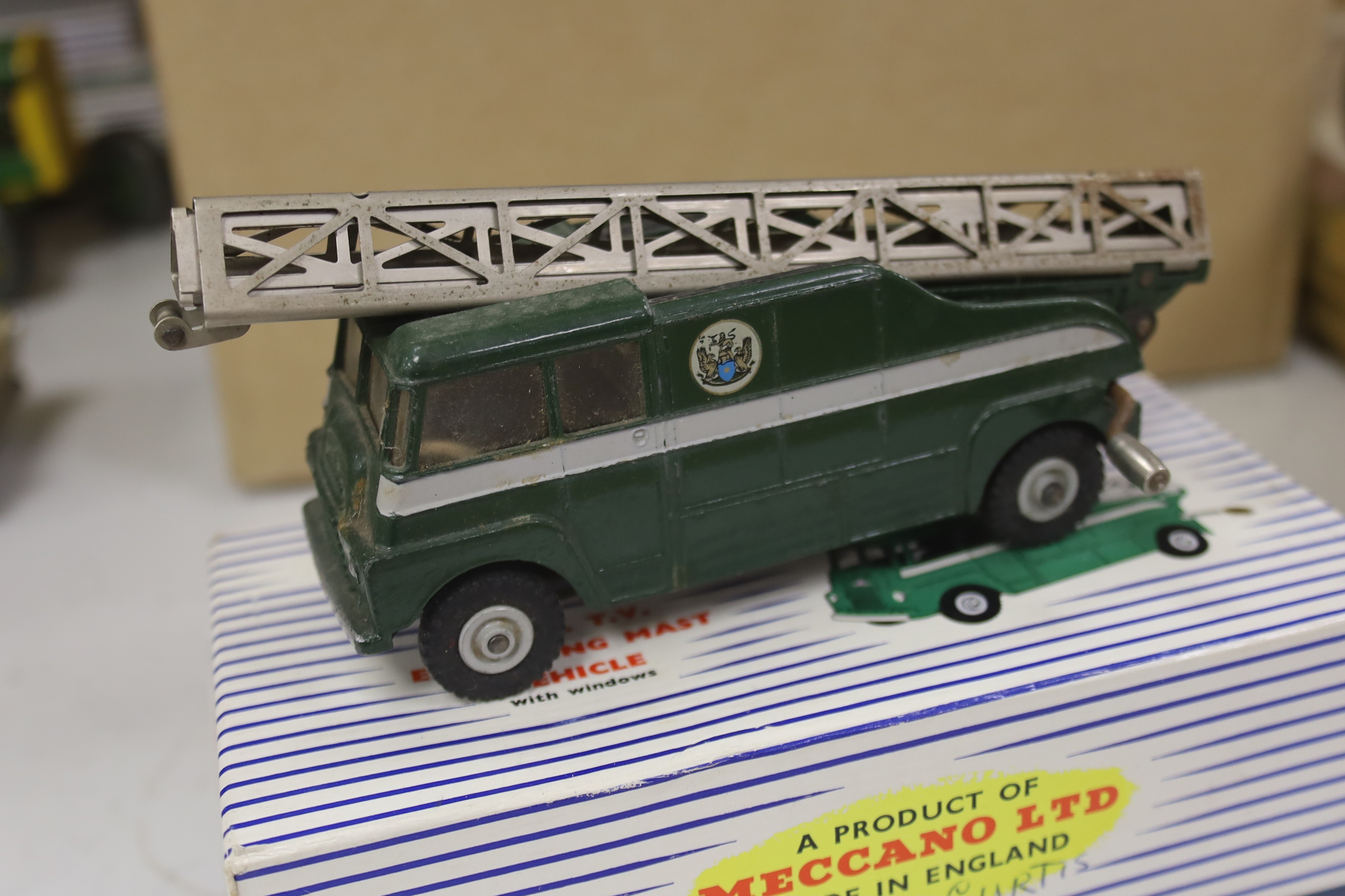 Mixed post war hollow cast and die cast toys and dinky toys